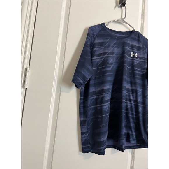 Under Armor Loose Heat Gear Navy Blue Crewneck Men's Size XL 100% Polyester - Picture 4 of 8